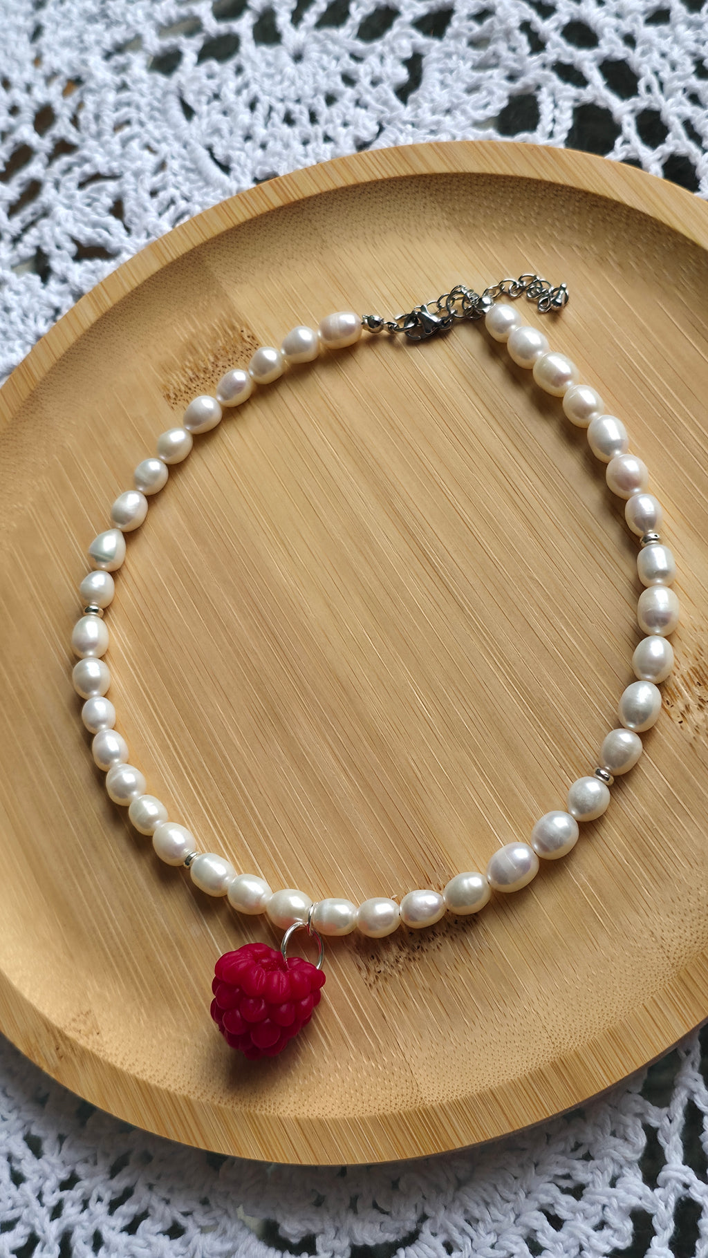 Freshwater Pearl Choker with Raspberry