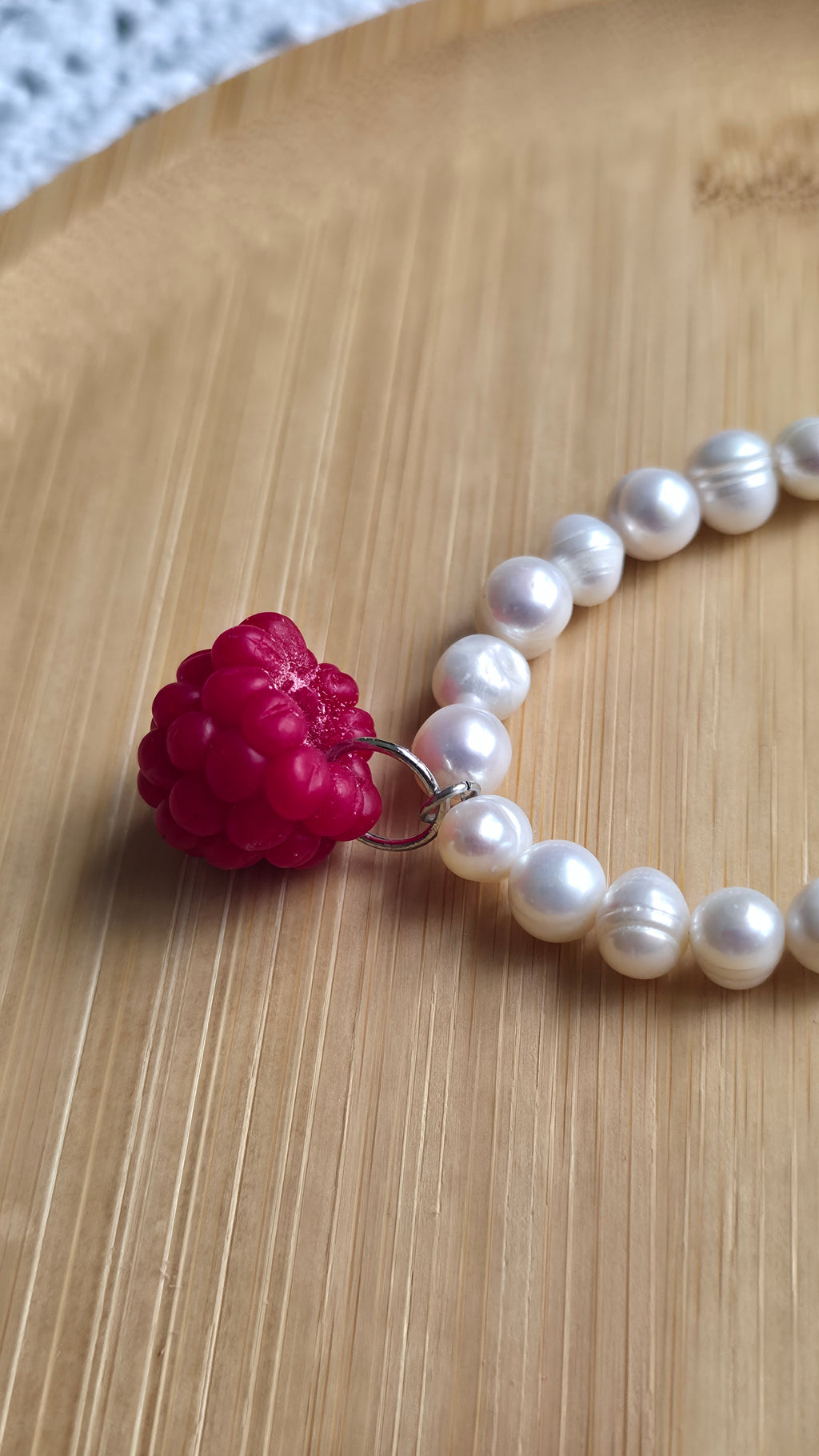 Freshwater Pearl Bracelet with Raspberry