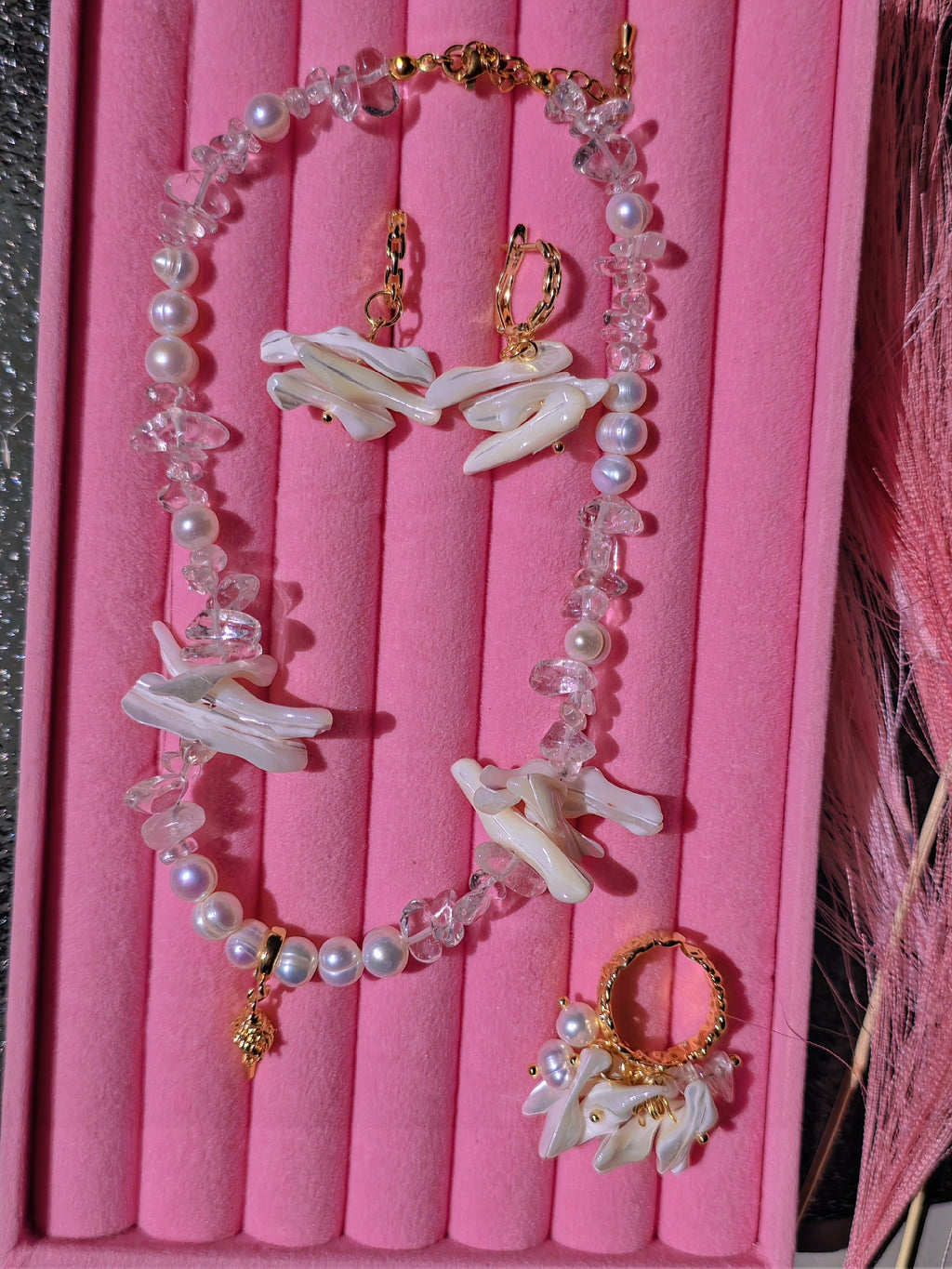Shell Bloom Necklace