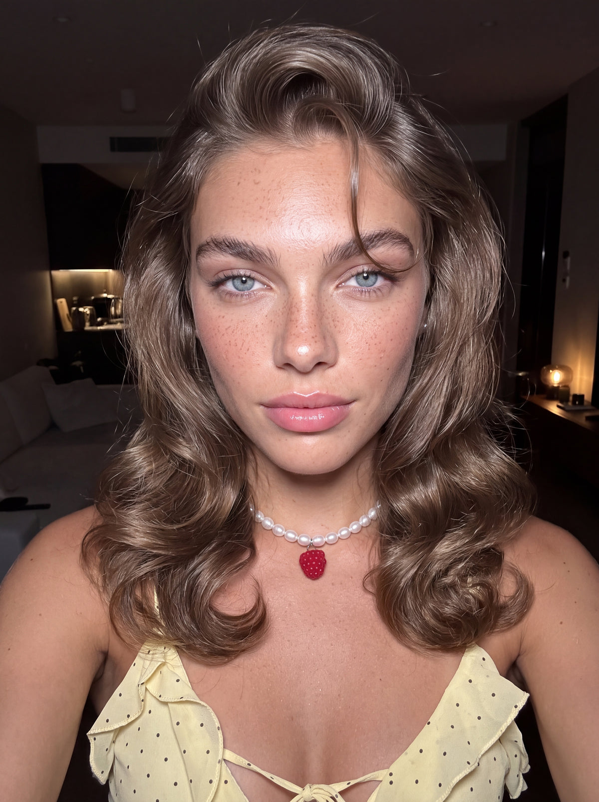 Freshwater Pearl Choker with Raspberry